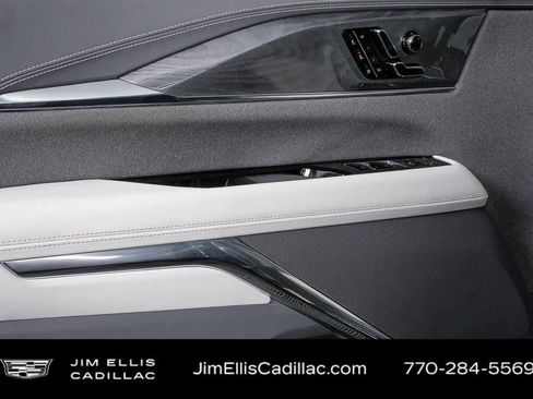 New 2026 Cadillac Escalade IQL Luxury image 6