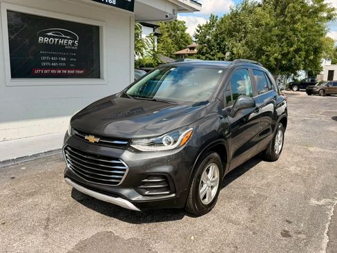 Used 2017 Chevrolet Trax LT AWD/4WD image 5