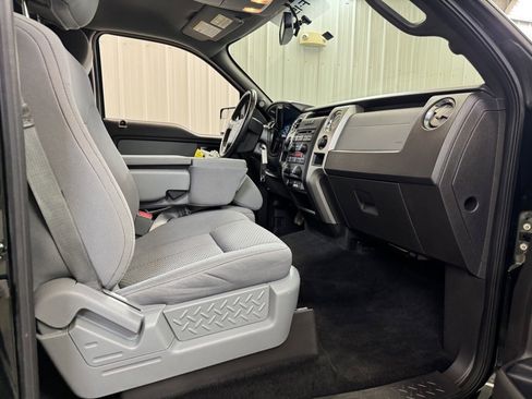 Used 2012 Ford F150 XLT w/ XLT Chrome Pkg image 25