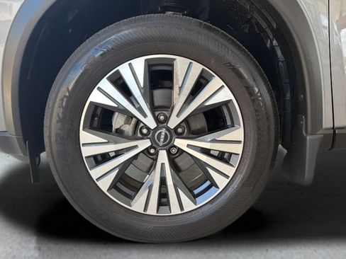 Certified 2023 Nissan Rogue SV AWD/4WD image 25