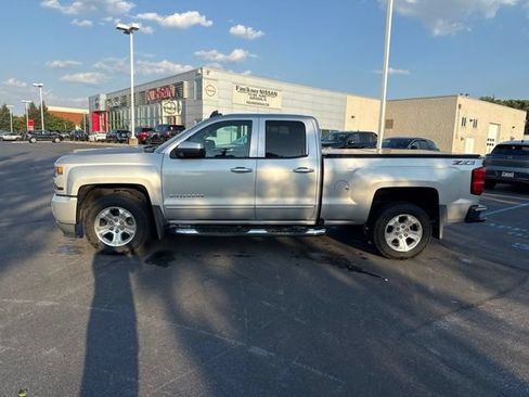 Used 2019 Chevrolet Silverado 1500 LT w/ All Star Edition AWD/4WD image 4