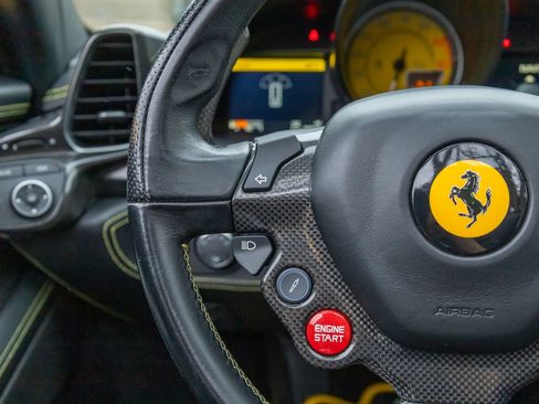 Used 2013 Ferrari 458 Spider RWD image 70