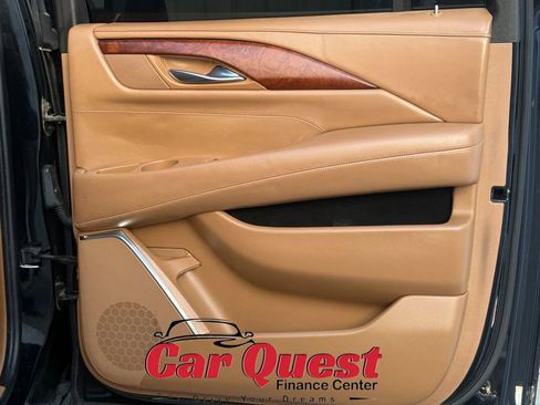 Used 2015 Cadillac Escalade ESV Platinum image 22