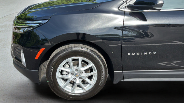 Used 2024 Chevrolet Equinox LT FWD image 33