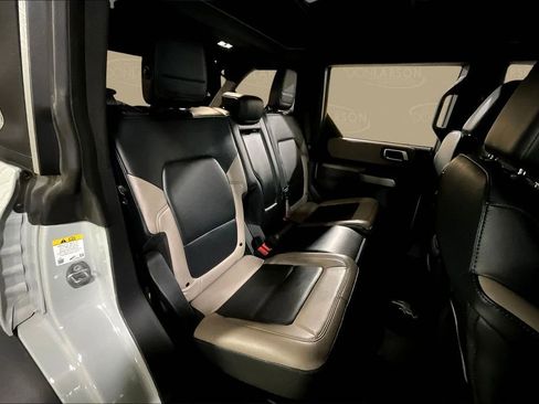 Certified 2022 Ford Bronco Wildtrak image 16