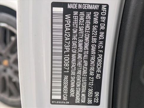 Used 2023 Porsche Panamera 4 Platinum Edition image 16