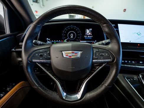 Used 2021 Cadillac Escalade Sport w/ Driver Assist Tech Package image 41