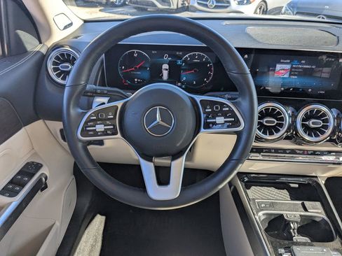 Certified 2021 Mercedes-Benz GLB 250 4MATIC w/ Premium Package image 3