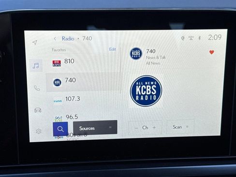 New 2026 Lexus UX 300h FWD image 22