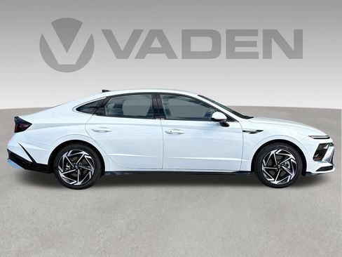 New 2026 Hyundai Sonata SEL FWD image 9