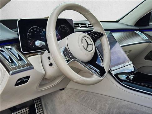 Used 2022 Mercedes-Benz S 580 4MATIC Sedan image 9