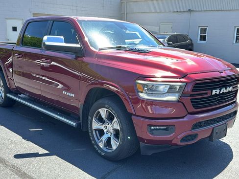 Used 2019 RAM 1500 Laramie w/ Sport Appearance Package AWD/4WD image 12