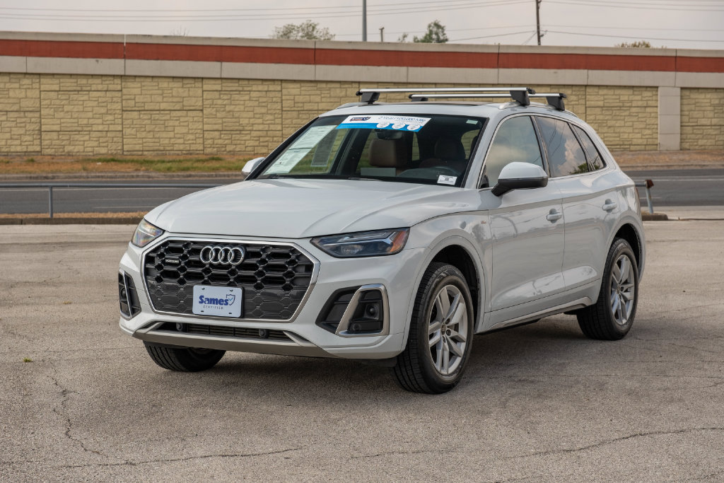 Used 2023 Audi Q5 2.0T Premium w/ Convenience Package AWD/4WD image 4