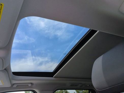 New 2025 Ford Expedition Max Active image 22