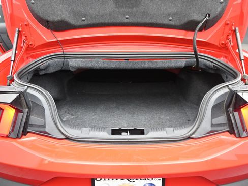 Used 2024 Ford Mustang Convertible RWD image 16
