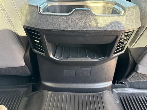 Used 2023 Toyota Tundra SR5 AWD/4WD image 32