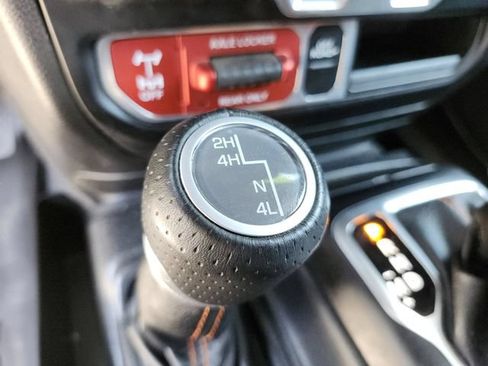 Used 2021 Jeep Gladiator Mojave AWD/4WD image 27