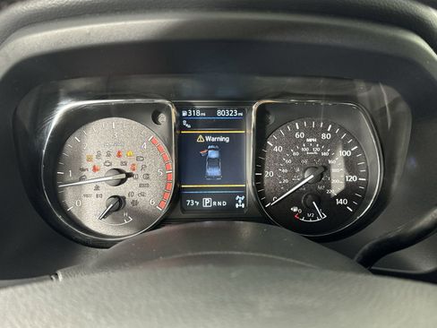 Used 2019 Nissan Titan PRO-4X image 16