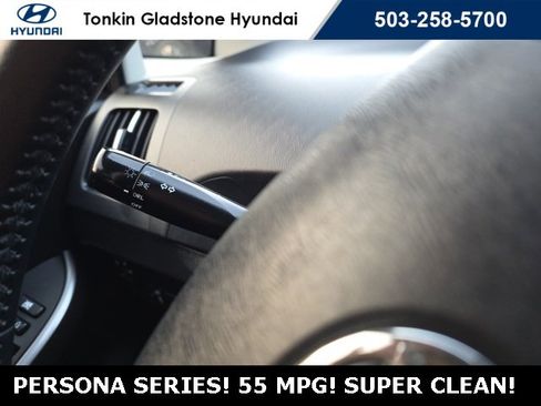 Used 2015 Toyota Prius Four image 17