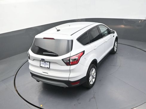 Used 2017 Ford Escape SE AWD/4WD image 19