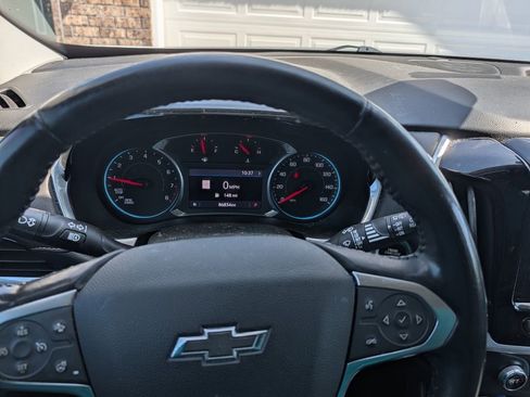 Used 2020 Chevrolet Traverse RS image 2