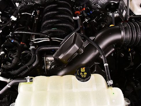 New 2026 Ford F150 XLT w/ Equipment Group 302A MID AWD/4WD image 33
