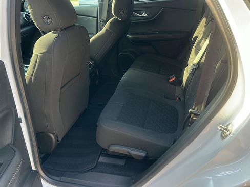 Used 2020 Chevrolet Blazer LT FWD image 17