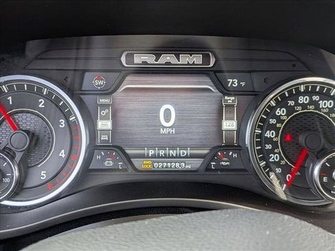 Used 2024 RAM 2500 Laramie w/ Night Edition AWD/4WD image 10