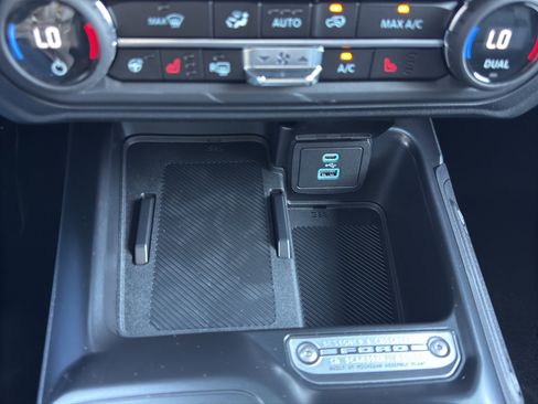 New 2025 Ford Bronco Outer Banks image 21