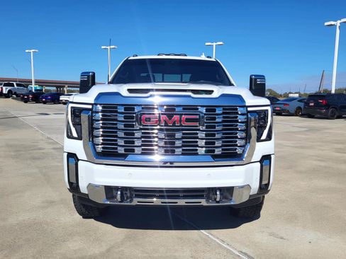 Used 2025 GMC Sierra 2500 Denali w/ Denali Reserve Package image 8