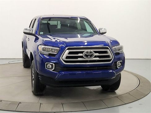 Used 2023 Toyota Tacoma Limited image 2