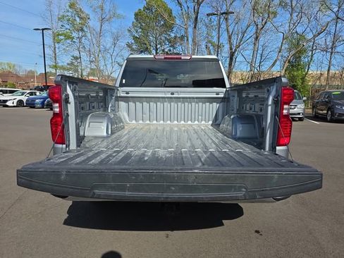 Used 2025 Chevrolet Silverado 1500 LT AWD/4WD image 13