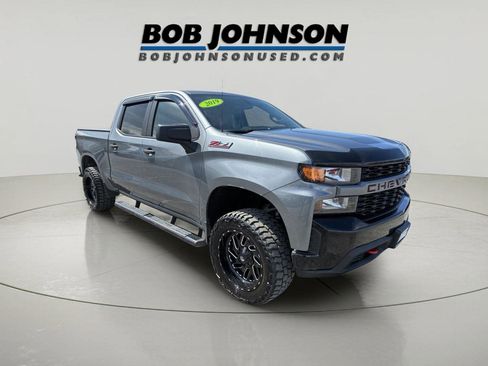 Used 2019 Chevrolet Silverado 1500 Custom Trail Boss w/ Custom Convenience Package AWD/4WD image 1