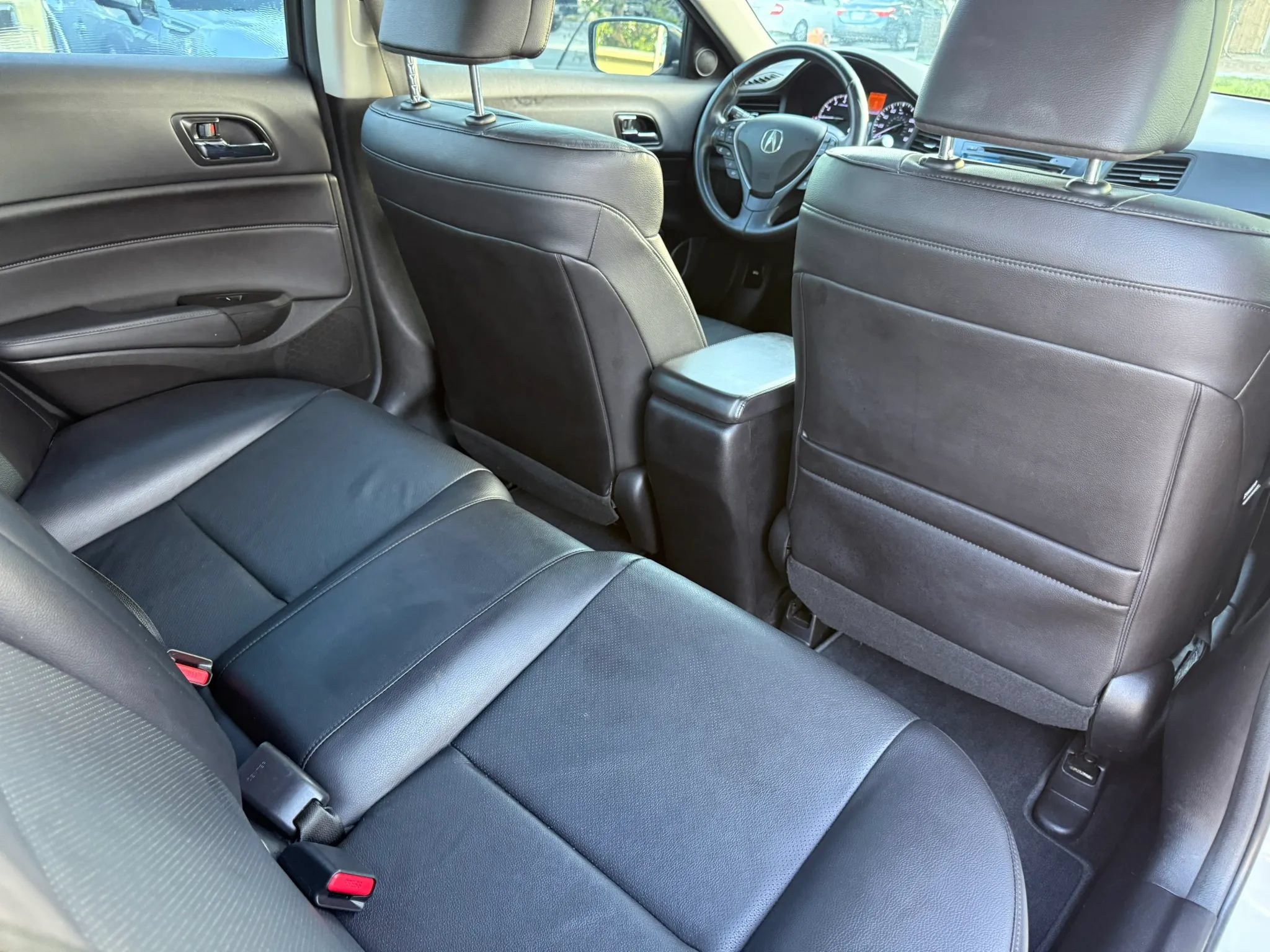 Used 2013 Acura ILX w/ Technology Package FWD image 19