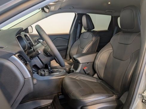 Used 2021 Jeep Cherokee Latitude Lux image 13