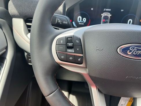 New 2026 Ford Explorer Active image 16