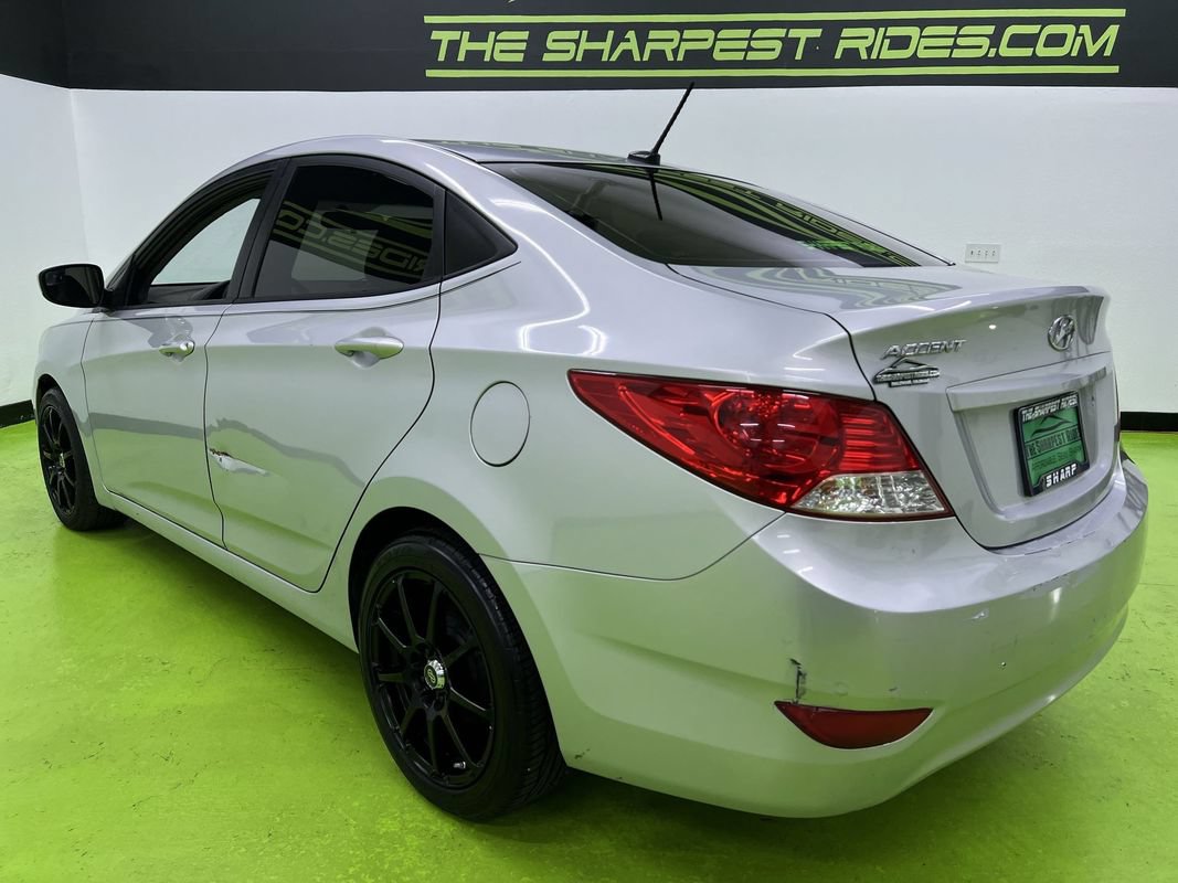 Used 2014 Hyundai Accent GLS FWD image 7