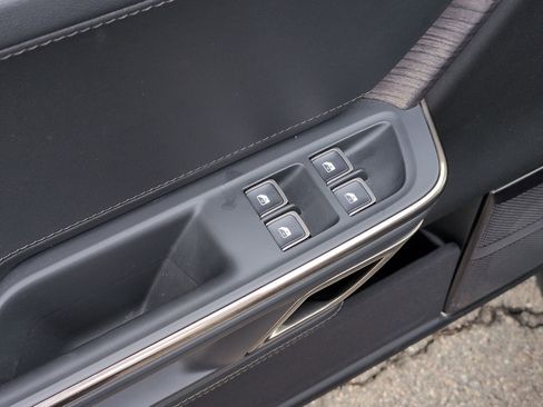 Used 2023 Rivian R1T Launch Edition image 15