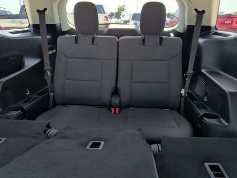 Used 2025 Ford Explorer Active RWD image 39