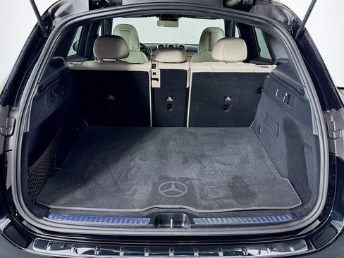 Certified 2024 Mercedes-Benz GLC 300 image 23