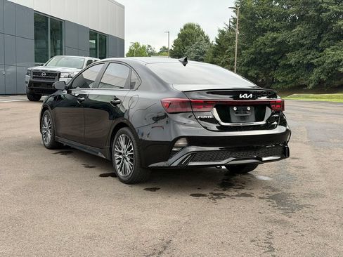 Used 2023 Kia Forte GT-Line w/ GT-Line Technology Package FWD image 4