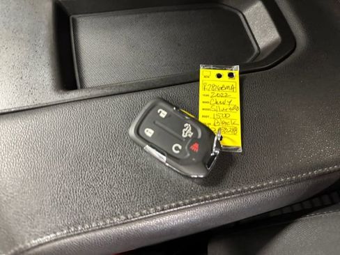 Used 2022 Chevrolet Silverado 1500 LT image 26