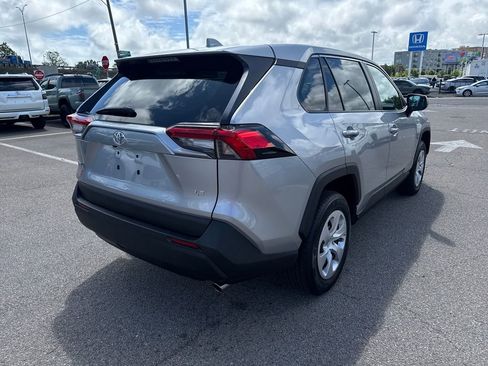 Used 2023 Toyota RAV4 LE FWD image 8