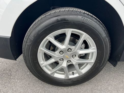 Used 2024 Chevrolet Equinox LT w/ LPO, Floor Liner Package image 14