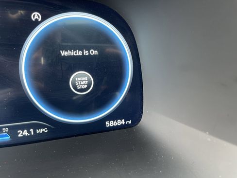 Used 2024 Hyundai Palisade Calligraphy image 12