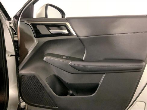 Used 2024 Mitsubishi Outlander SE image 25