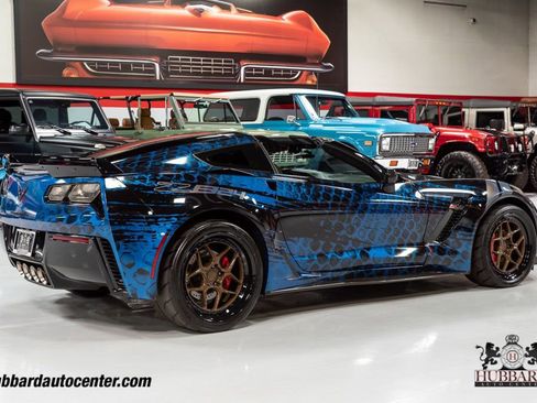 Used 2016 Chevrolet Corvette Z06 w/ 3LZ Preferred Equipment Group image 37