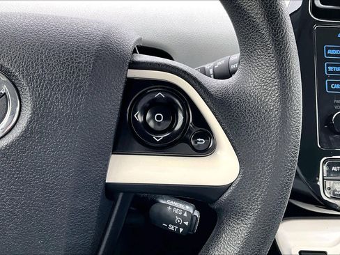 Used 2016 Toyota Prius Two image 25