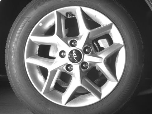 Used 2025 Kia Soul LX w/ LX Technology Package FWD image 13