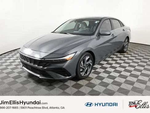 New 2025 Hyundai Elantra Limited image 2